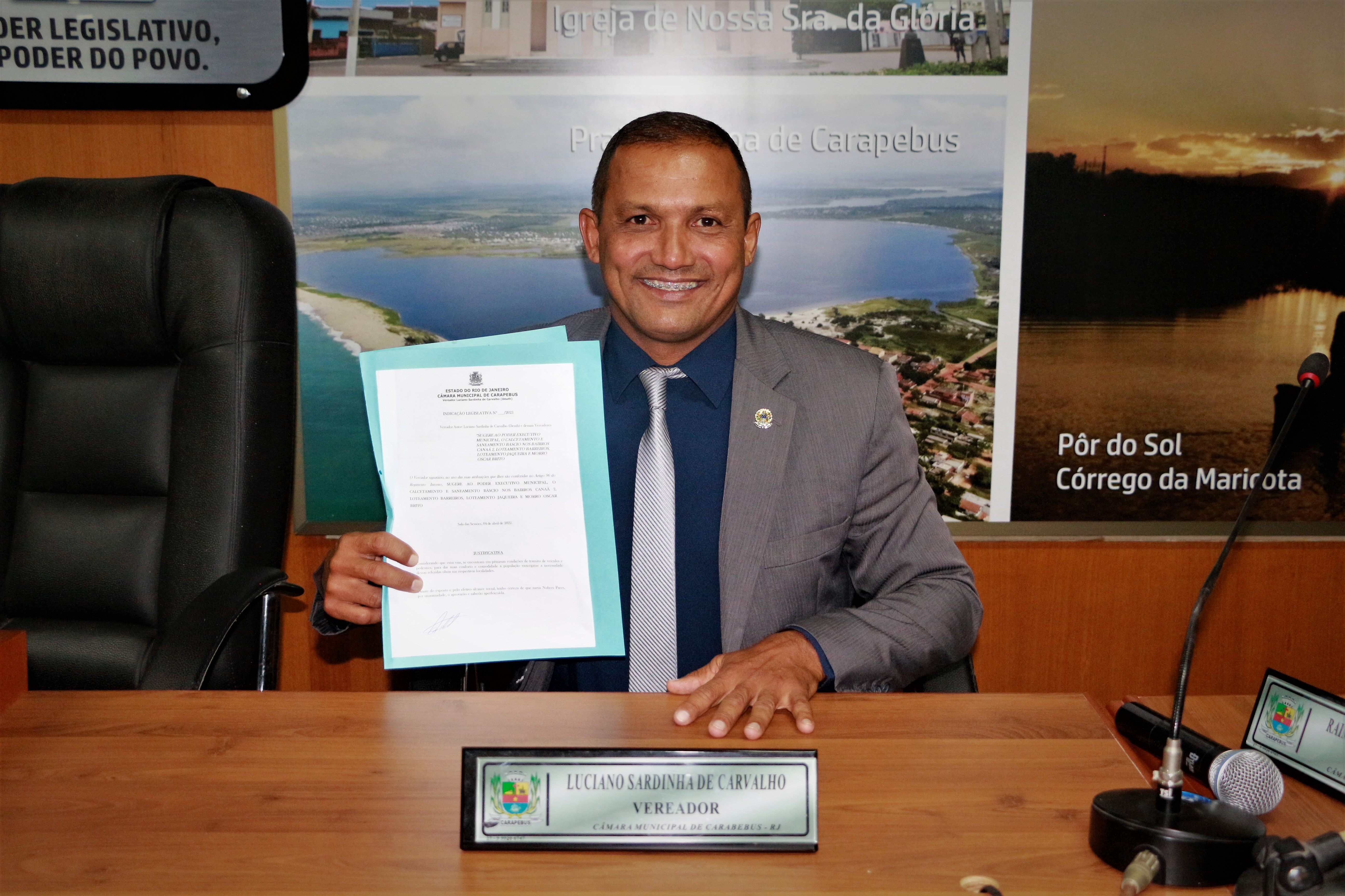 Pavimentação e saneamento básico para bairros de Carapebus são aprovados na Câmara 