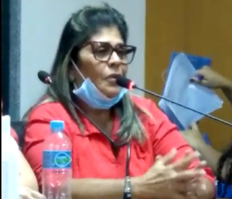 Tânia sugere ticket de alimentação à servidores