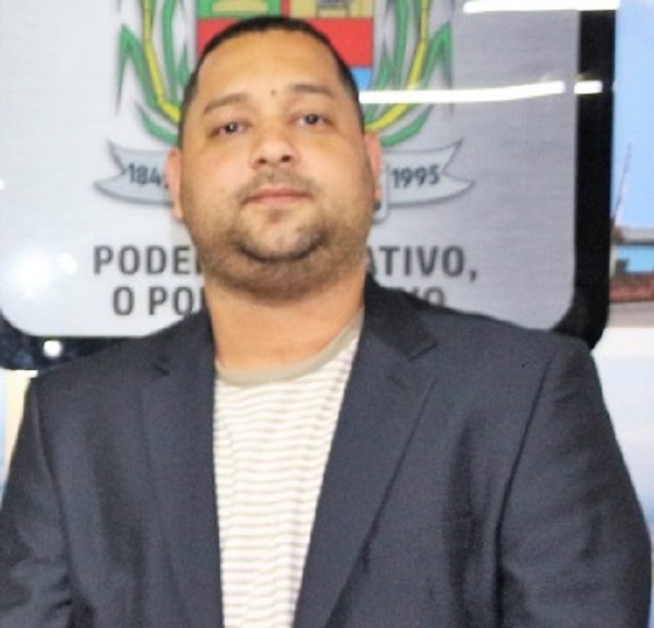Vereadores de Carapebus participam de posse do Parlamento Inter-Regional