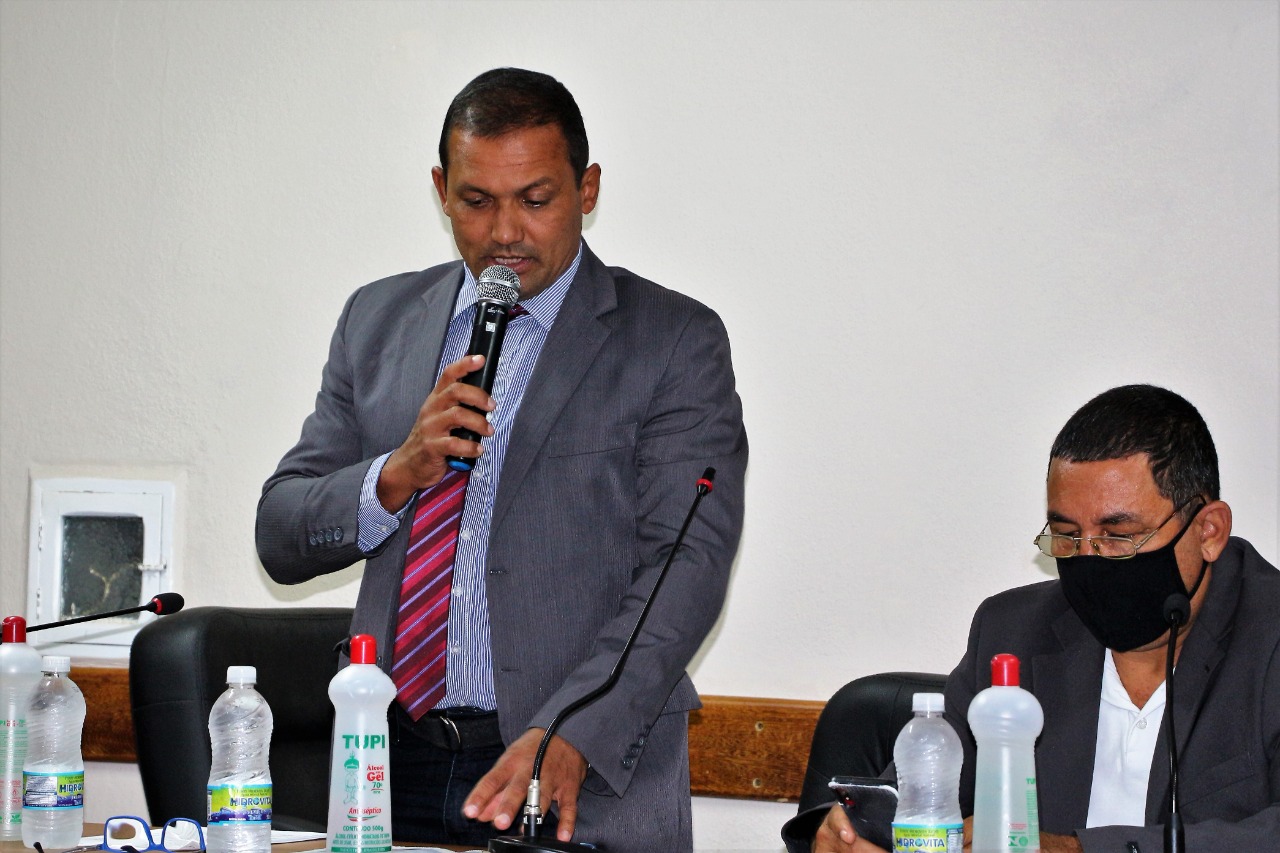 Vereadores elogiam ex-secretários de segurança