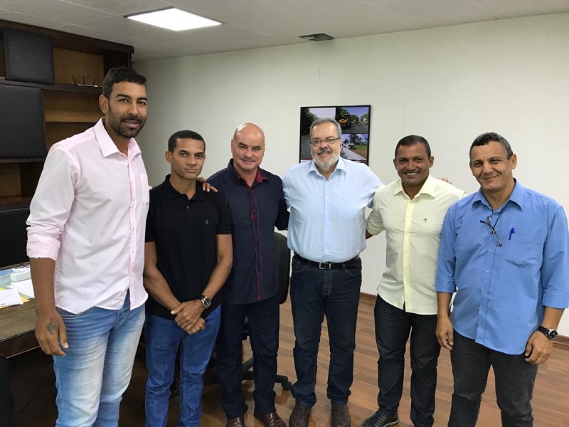 Vereadores pedem reparos nas RJs 178 e 182 em Carapebus